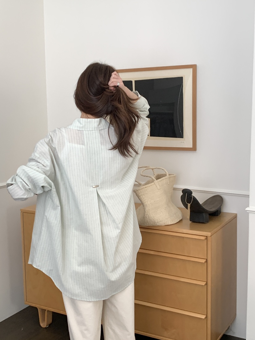 NOTHING東大門實拍女裝新品真品推薦26春夏襯衫蕾絲衫寬松條紋NOTHING襯衫/蕾絲衫