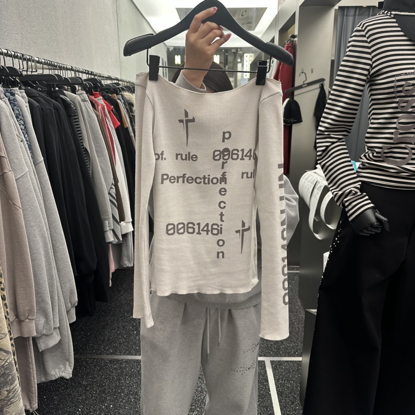 NUEUN韓國代購女裝新款職業人氣休閑熱賣時尚真品長袖T恤NUEUN/SEEOT長袖T恤圖色1