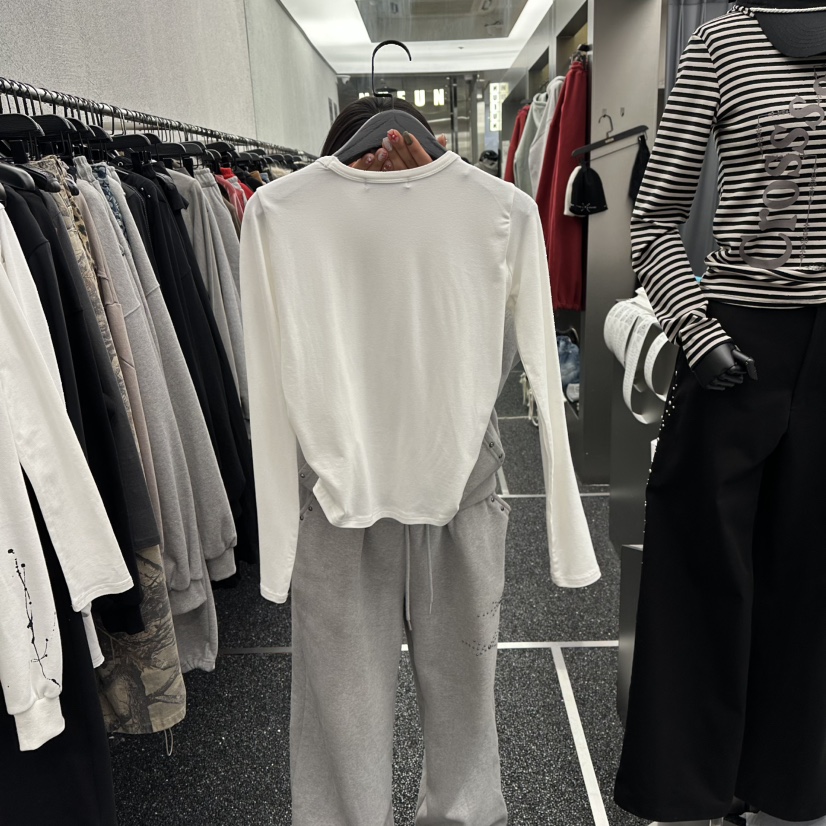 NUEUN東大門實拍女士新款休閑推薦人氣26春夏真品長袖T恤NUEUN/SEEOT長袖T恤