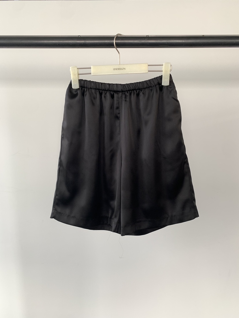 UNDERSON東大門實拍女士新品推薦熱賣26春夏休閑短褲條紋UNDERSON短褲圖色2