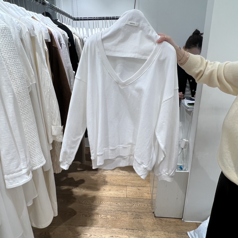 VERVEINE東大門實拍女裝新款時尚26春夏人氣推薦職業衛衣V領VERVEINE衛衣圖色2