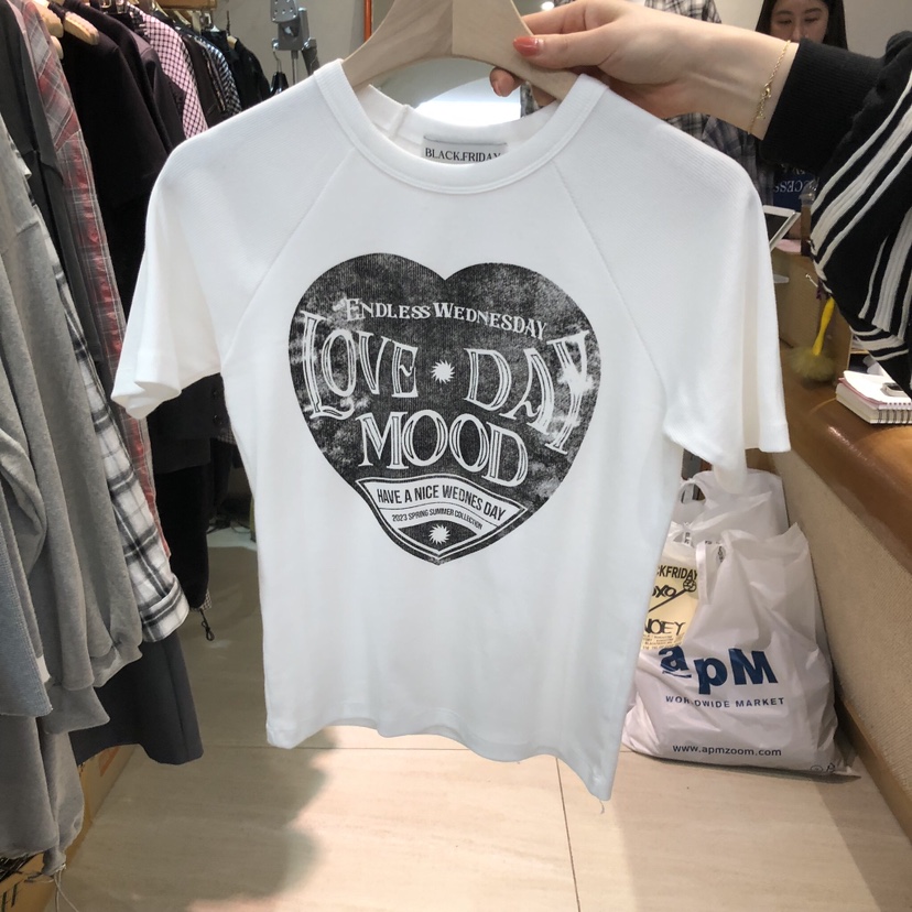 BLACKFRIDAY韓國代購女裝新款休閑真品人氣時尚26春夏T恤BLACK FRIDAYT恤圖色1