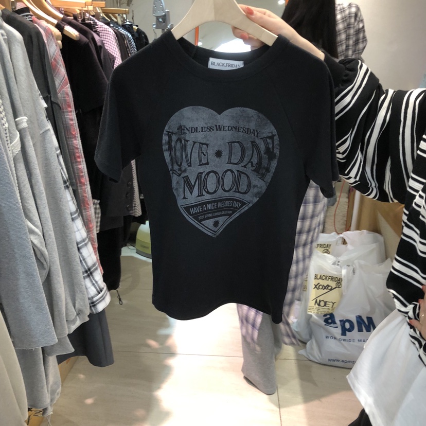 BLACKFRIDAY韓國代購女裝新款休閑真品人氣時尚26春夏T恤BLACK FRIDAYT恤圖色3