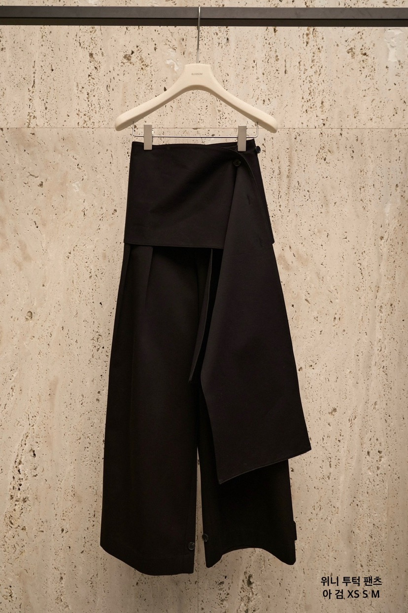 BLOSSOM東大門代購女裝新品職業26春季人氣熱賣休閑套裝小熊BLOSSOM套裝圖色2