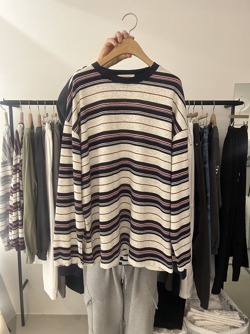 AS THOUGHT東大門直郵女士新品熱賣時尚推薦長袖T恤條紋AS THOUGHT長袖T恤圖色2