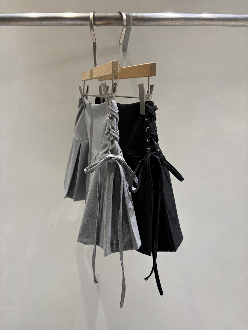 TOO HOT東大門實拍女士新款熱賣職業休閑推薦裙褲褶裥鏤空TOO HOT裙褲