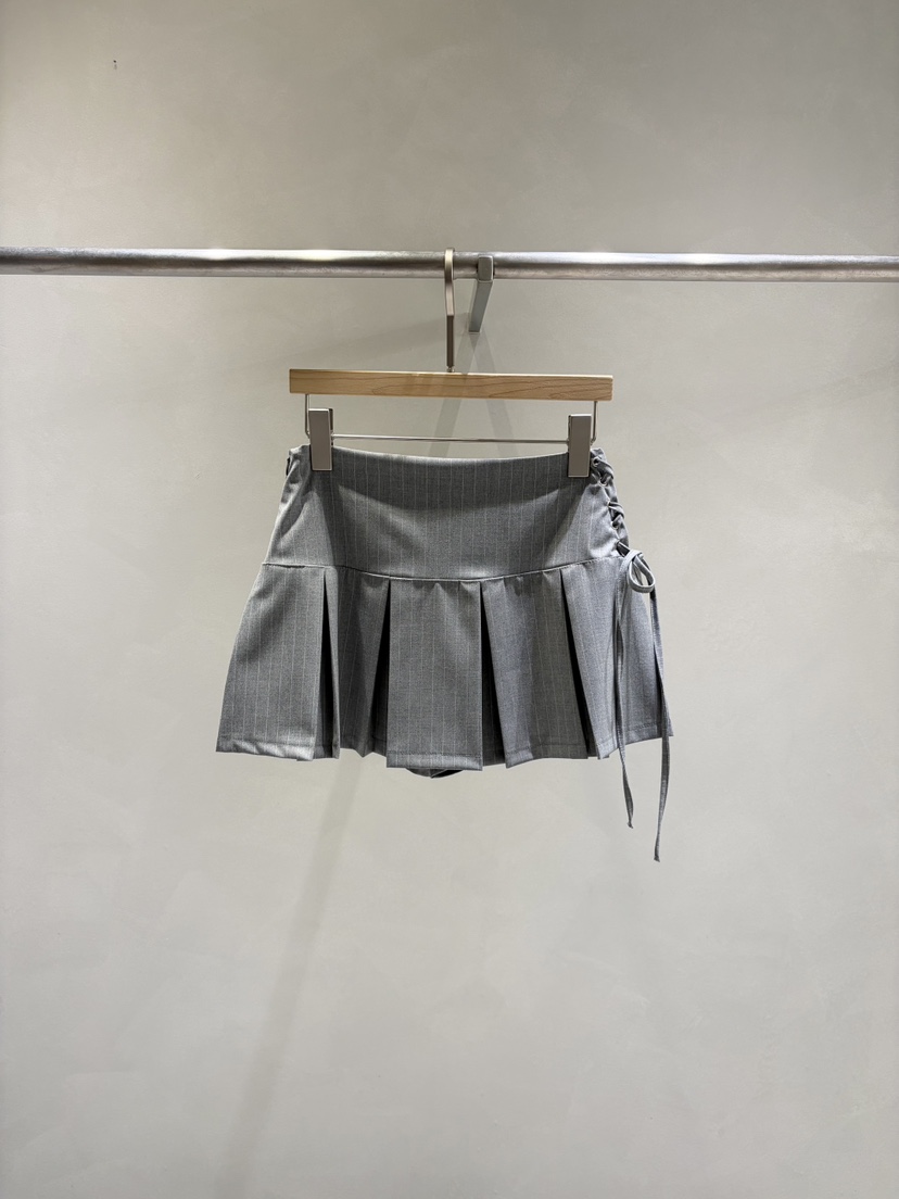 TOO HOT東大門實拍女士新款熱賣職業休閑推薦裙褲褶裥鏤空TOO HOT裙褲