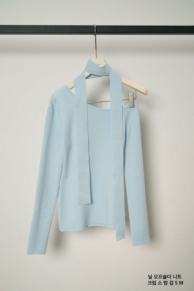 BLOSSOM東大門實拍女士新品時尚休閑職業長袖T恤含脖帶露肩BLOSSOM長袖T恤圖色2