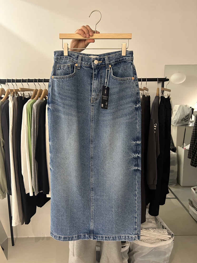 AS THOUGHT韓國直郵女士新款26春季半身裙中短裙直筒牛仔AS THOUGHT半身裙/中短裙圖色1