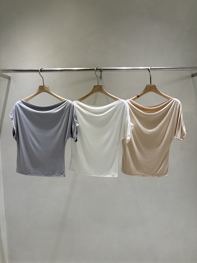 TOO HOT東大門直郵女裝新款時尚熱賣推薦人氣T恤褶皺露肩TOO HOTT恤