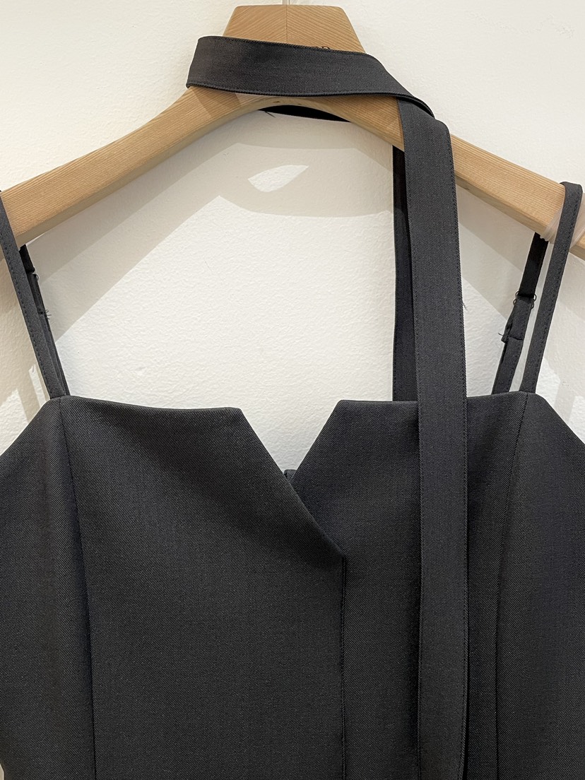 OBSESS東大門直郵女裝新品推薦人氣時尚休閑吊帶背心含脖帶OBSESS/EARLY BIRD吊帶/背心