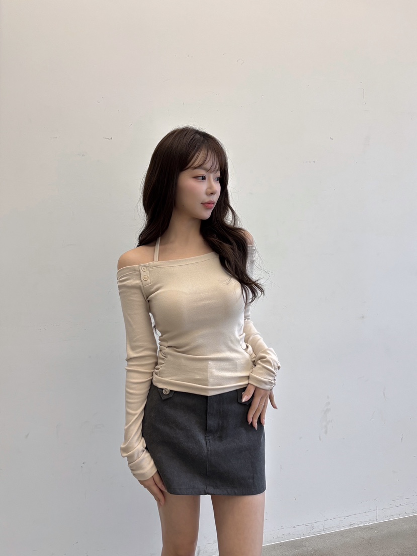 TOO HOT韓國代購女裝新品時尚26春季人氣長袖T恤褶皺紐扣TOO HOT長袖T恤