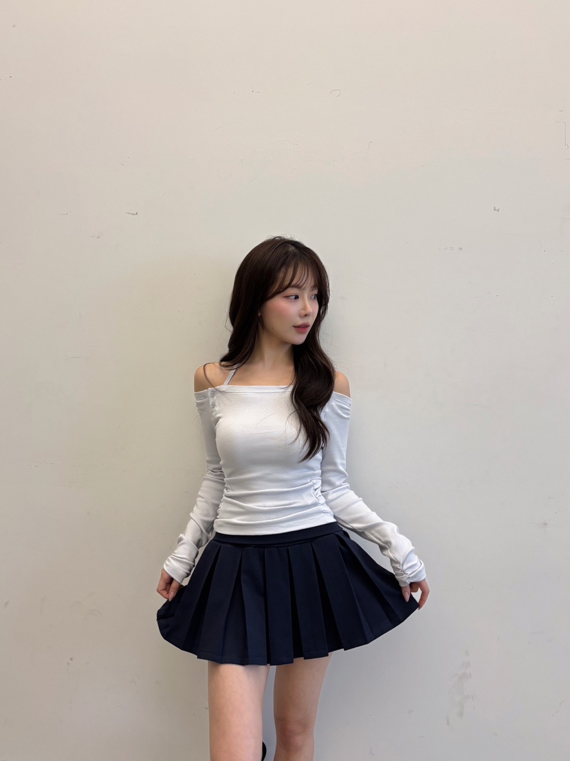 TOO HOT韓國代購女裝新品時尚26春季人氣長袖T恤褶皺紐扣TOO HOT長袖T恤