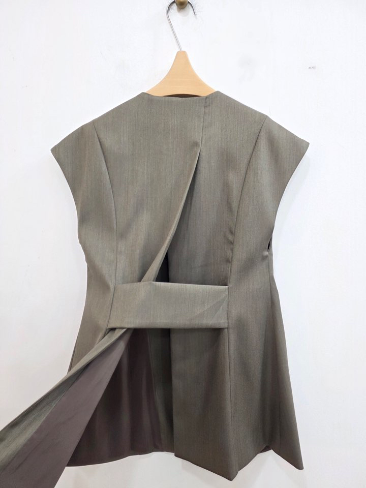 LE MIU東大門代購女士新款時尚推薦職業休閑26春季熱賣馬甲LE_MIU馬甲