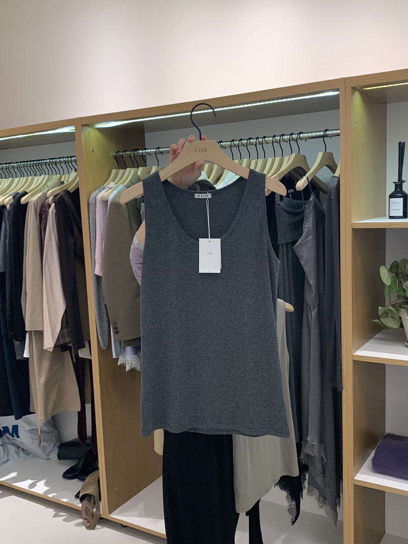 ALOT韓國代購女士新款休閑26春季推薦熱賣人氣時尚吊帶背心A LOT吊帶/背心圖色2