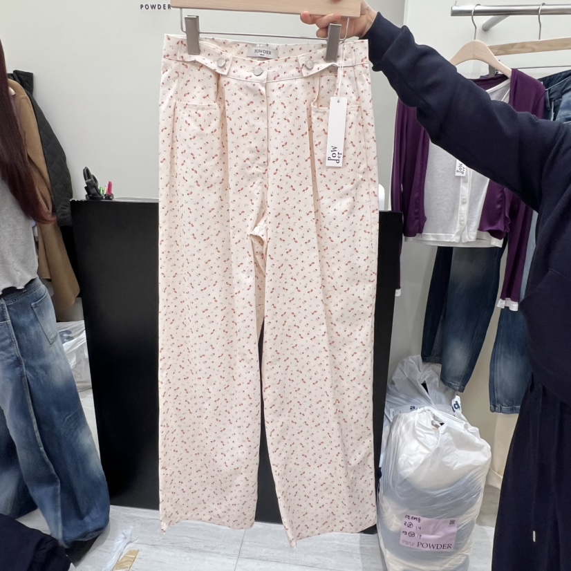 POWDER東大門實拍女裝新品推薦熱賣人氣時尚26春夏休閑褲POWDER休閑褲圖色1