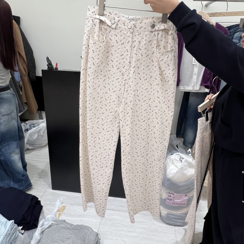 POWDER東大門實拍女裝新品推薦熱賣人氣時尚26春夏休閑褲POWDER休閑褲圖色2