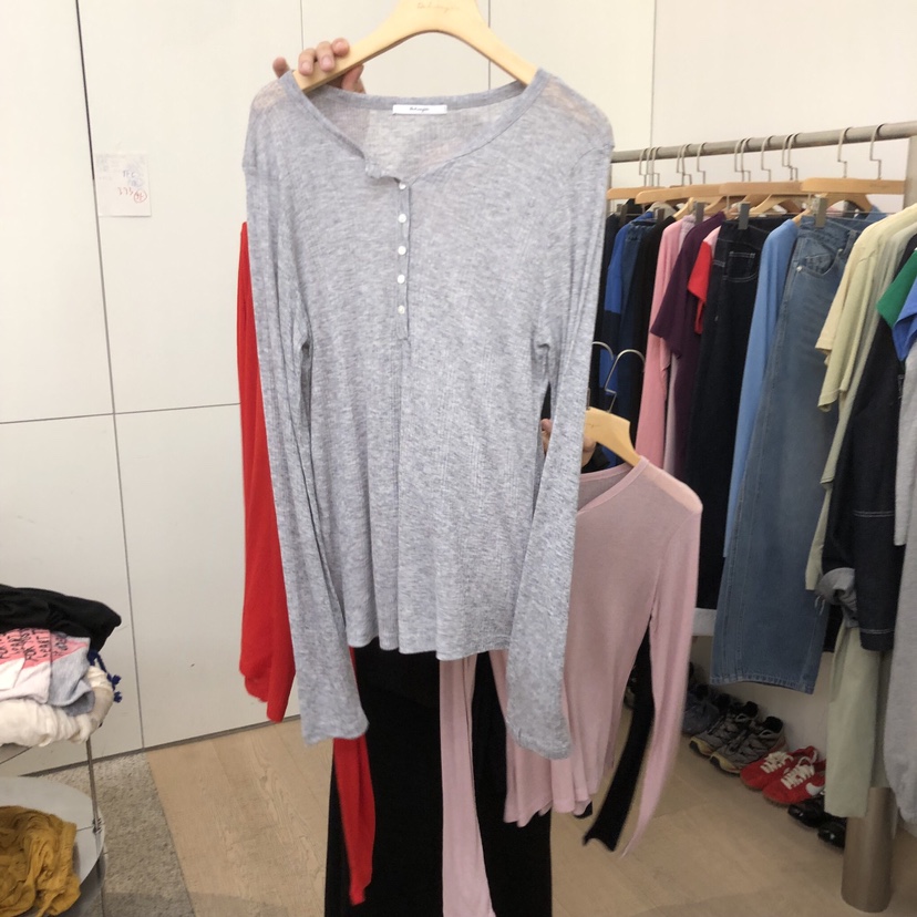 DOHWAJI韓國代購女士新品職業時尚人氣真品長袖T恤羊毛紐扣DOHWAJI長袖T恤圖色2