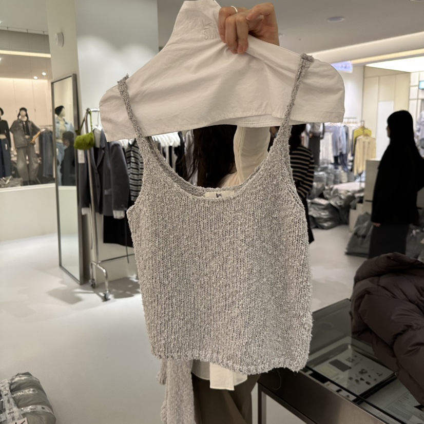 LOVE YOU SO MUCH/MORE THAN YESTERDAY東大門直郵女士新款人氣吊帶背心LYSM/MORE THAN YESTERDAY吊帶/背心圖色1