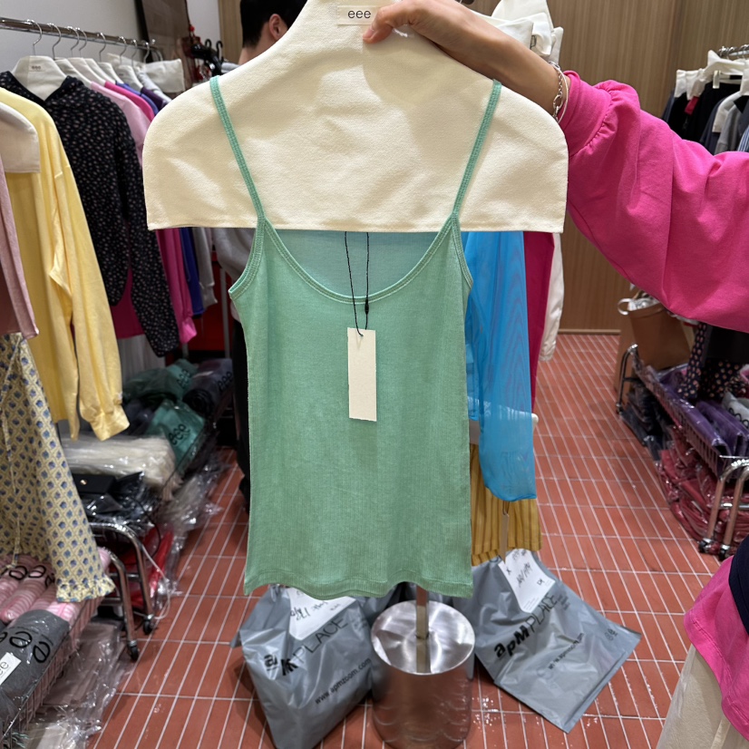 E/E/E韓國代購女裝新品推薦休閑人氣時尚熱賣職業吊帶背心E/E/E吊帶/背心圖色5