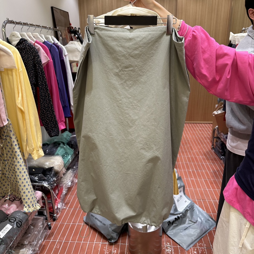 E/E/E東大門代購女士新款休閑熱賣職業半身裙中短裙長款E/E/E半身裙/中短裙