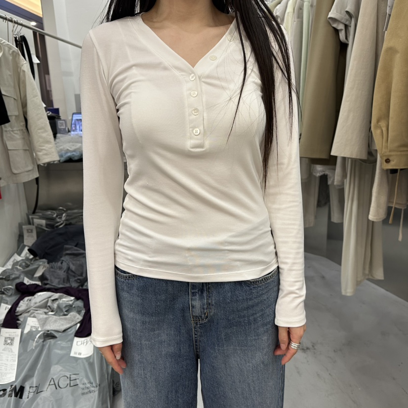 PAVEL韓國代購女士新款26春夏休閑人氣職業時尚長袖T恤V領PAVEL長袖T恤圖色2