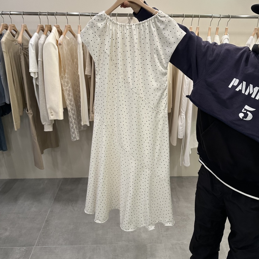 URBANSTORY/REMAKING東大門實拍女裝新款26春夏推薦連衣裙Remaking/URBANSTORY連衣裙