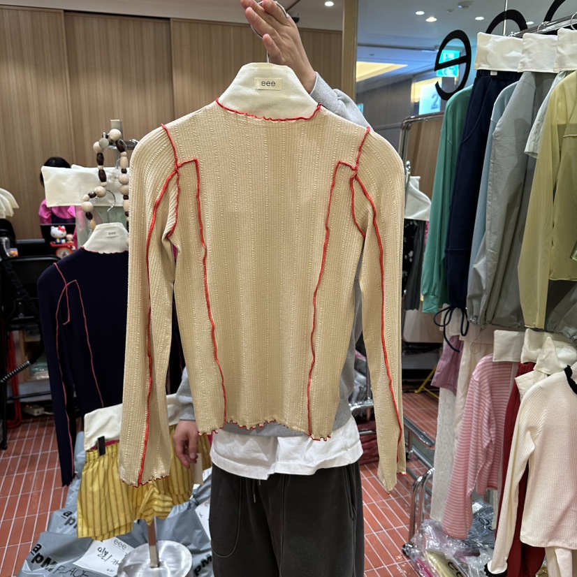 E/E/E東大門直郵女裝新款26春夏休閑職業時尚真品長袖T恤E/E/E長袖T恤圖色1