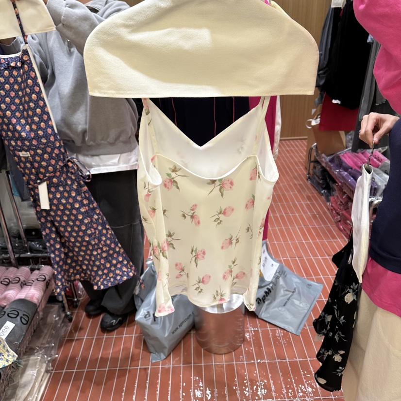 E/E/E東大門實拍女士新品人氣推薦休閑26春夏真品吊帶背心E/E/E吊帶/背心