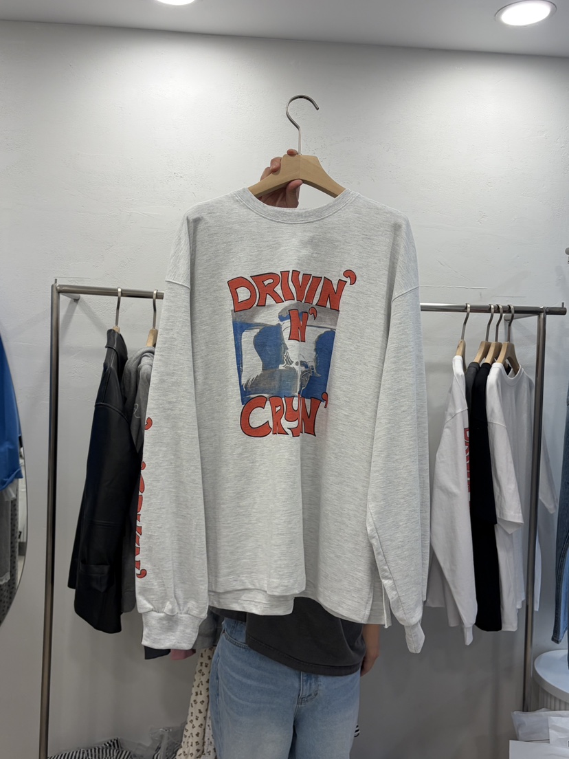 DELICATE韓國直郵女裝新品真品熱賣人氣時尚推薦休閑長袖T恤DELICATE長袖T恤圖色2