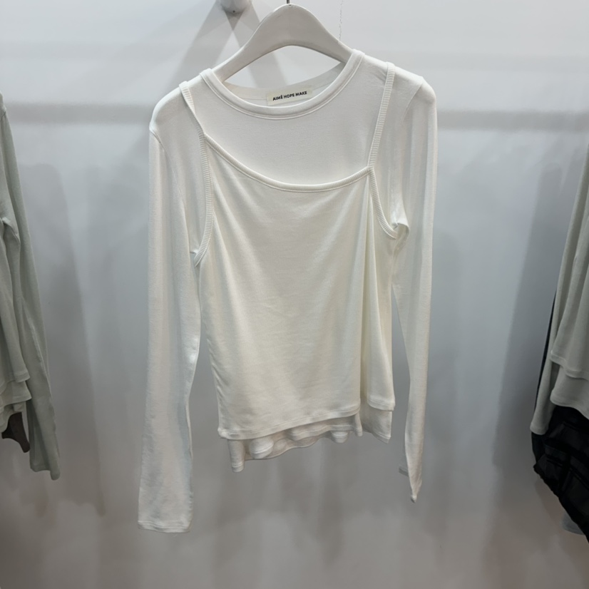 AIME HOPE MAKE/MYNAMEIS東大門代購女士新款真品套裝兩件套AIME HOPE MAKE/MYNAMEIS套裝圖色2白色