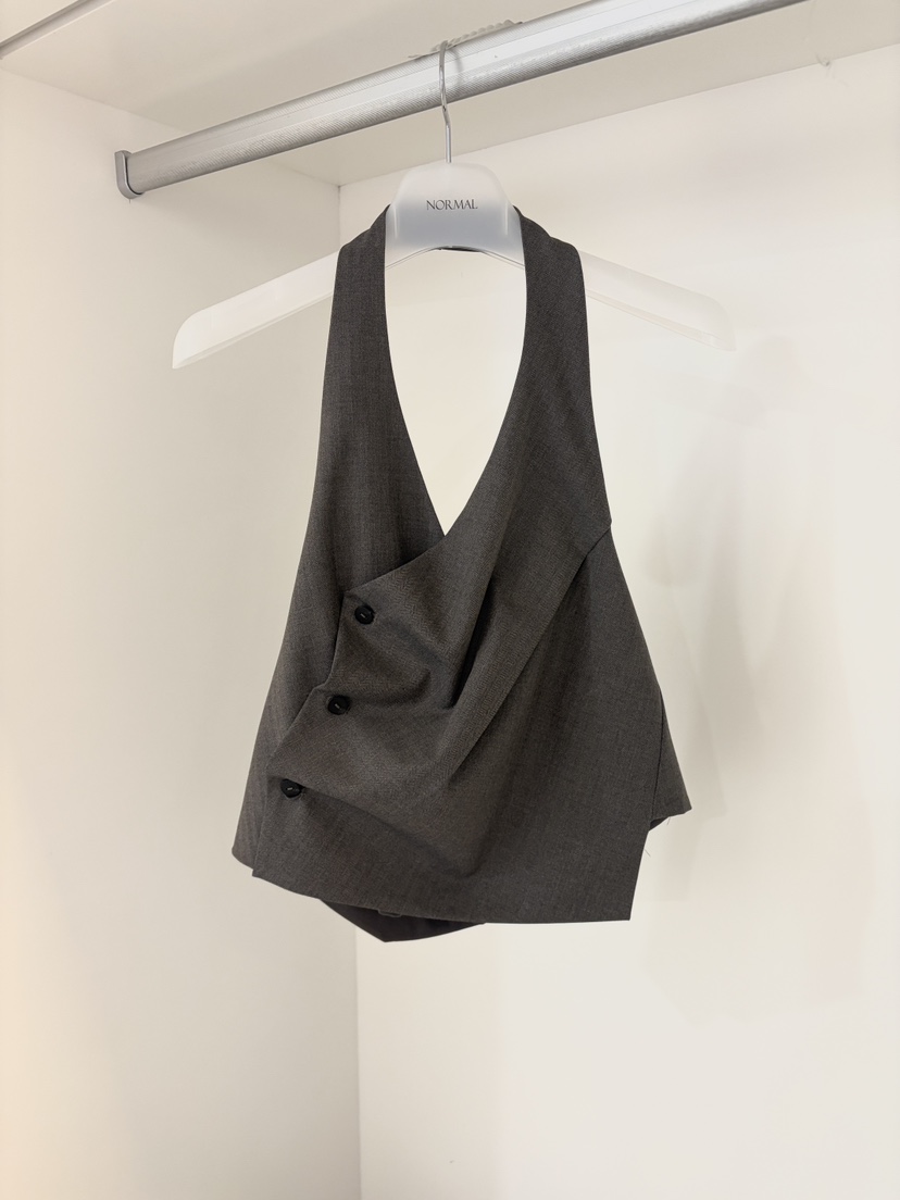 NORMAL韓國直郵女裝新款休閑時尚人氣職業熱賣真品吊帶背心NORMAL吊帶/背心圖色2