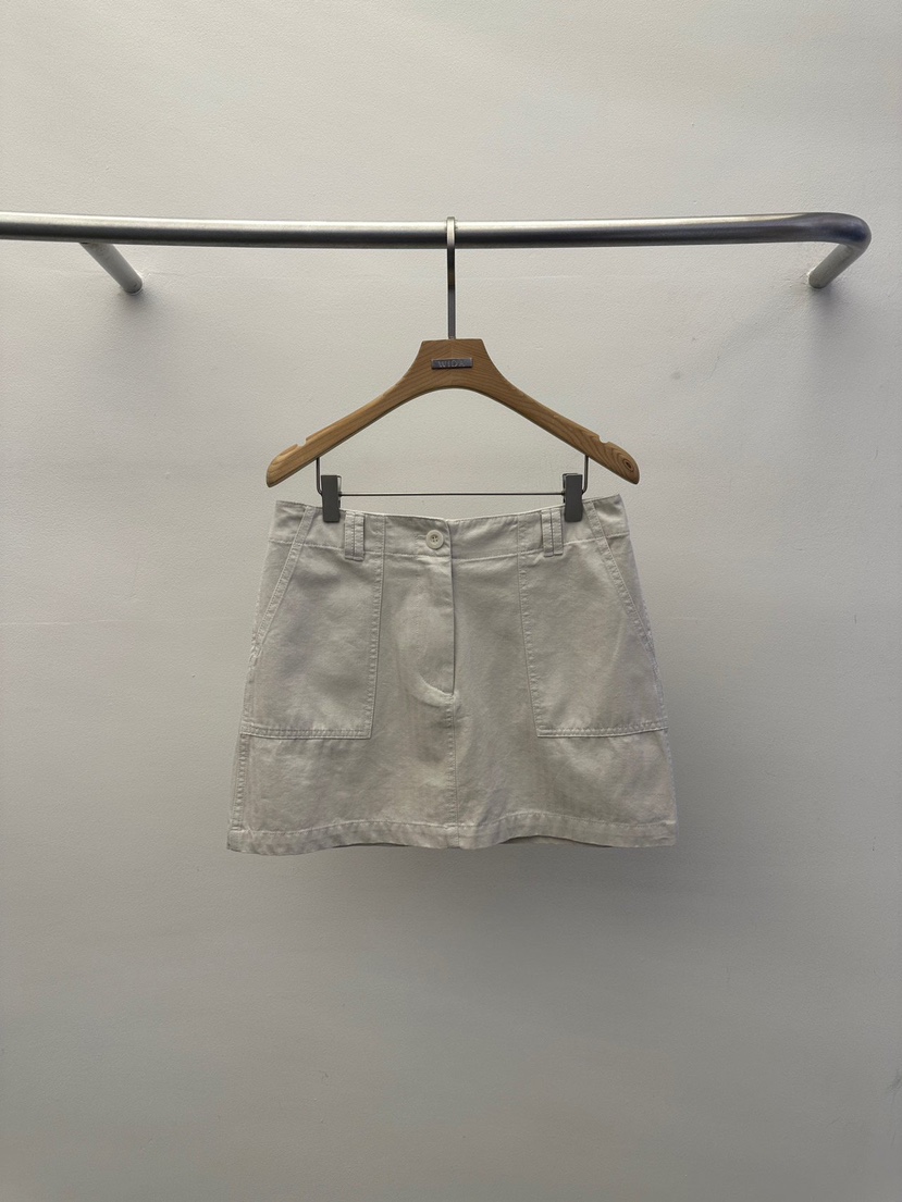 WIDA-P/RENEJ東大門實拍女裝新品人氣職業熱賣推薦短裙WIDA-P/RENEJ短裙圖色1