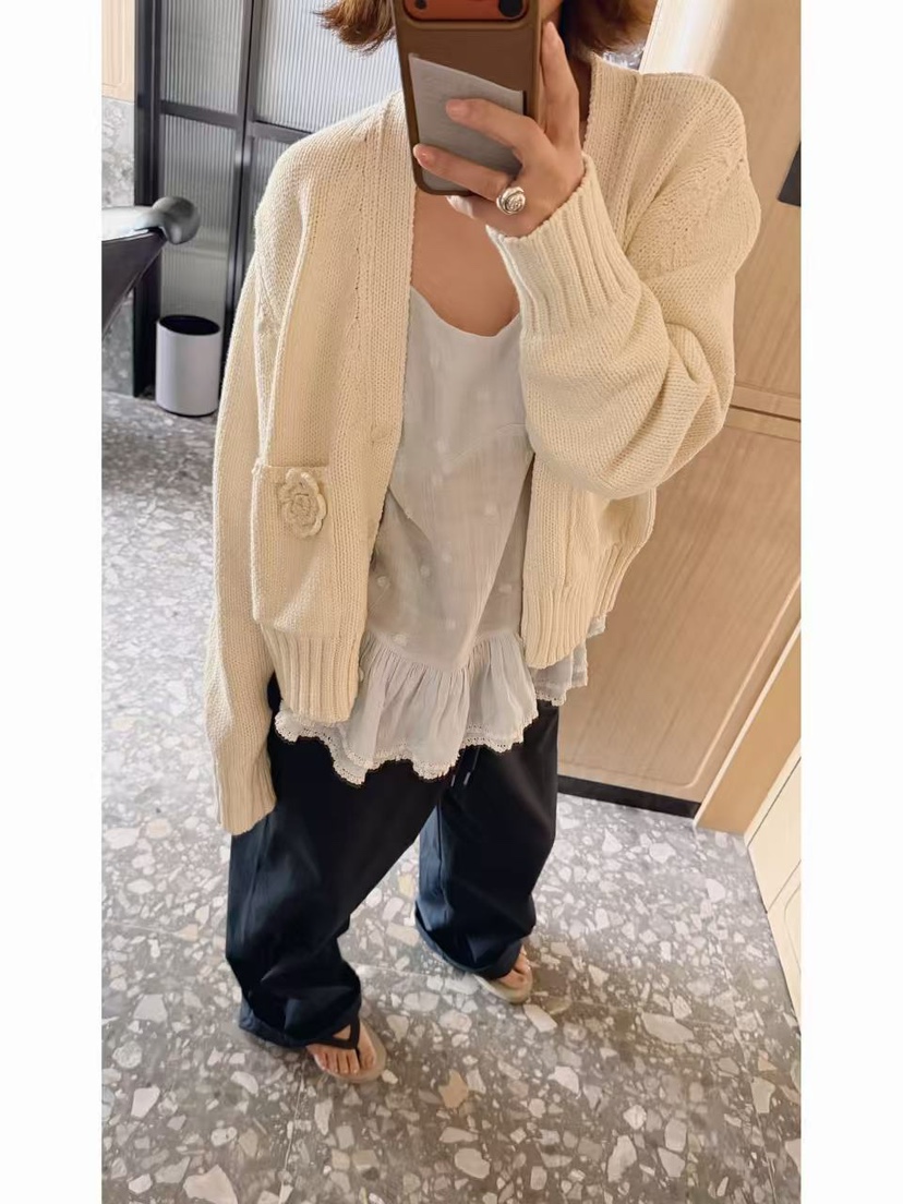 OLI SEOUL韓國代購女裝新品人氣熱賣職業推薦針織衫花朵OLI SEOUL針織衫