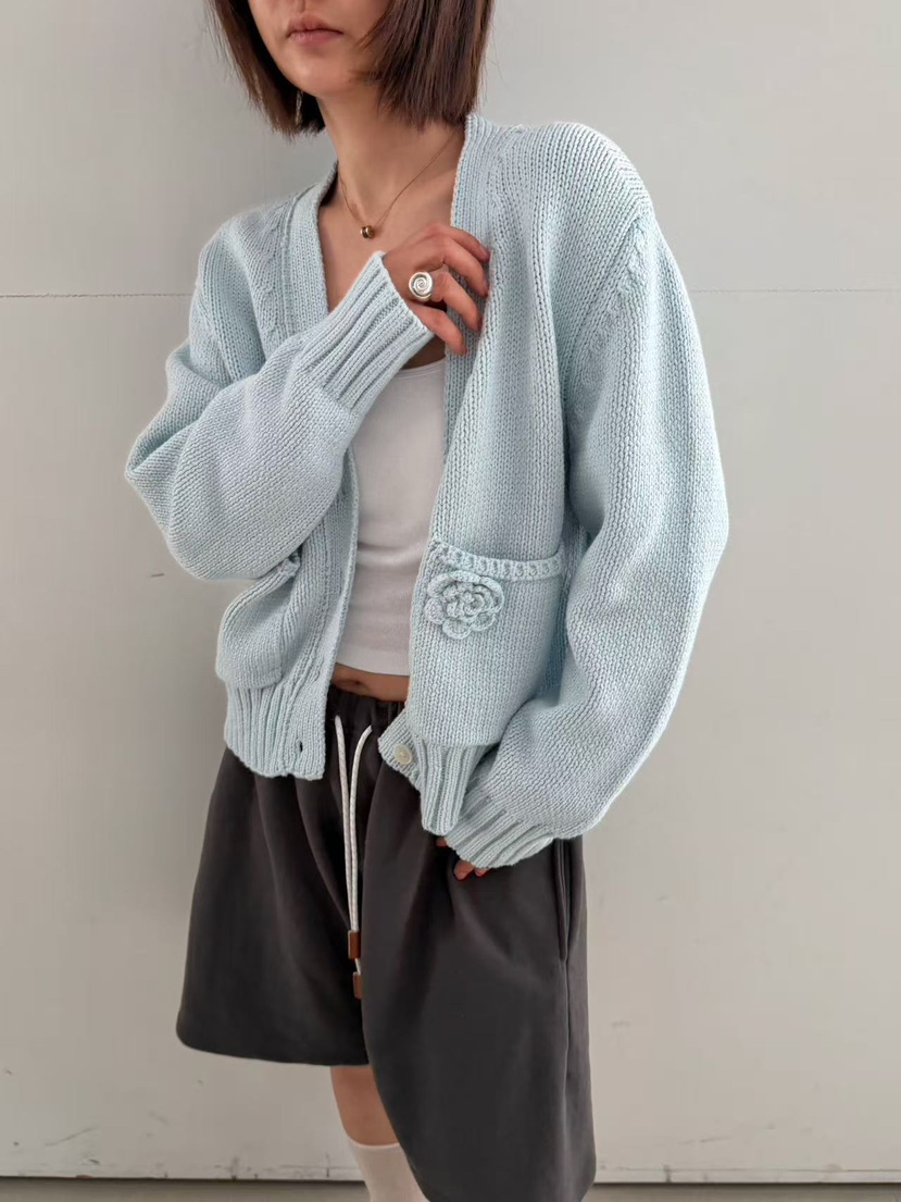 OLI SEOUL韓國代購女裝新品人氣熱賣職業推薦針織衫花朵OLI SEOUL針織衫