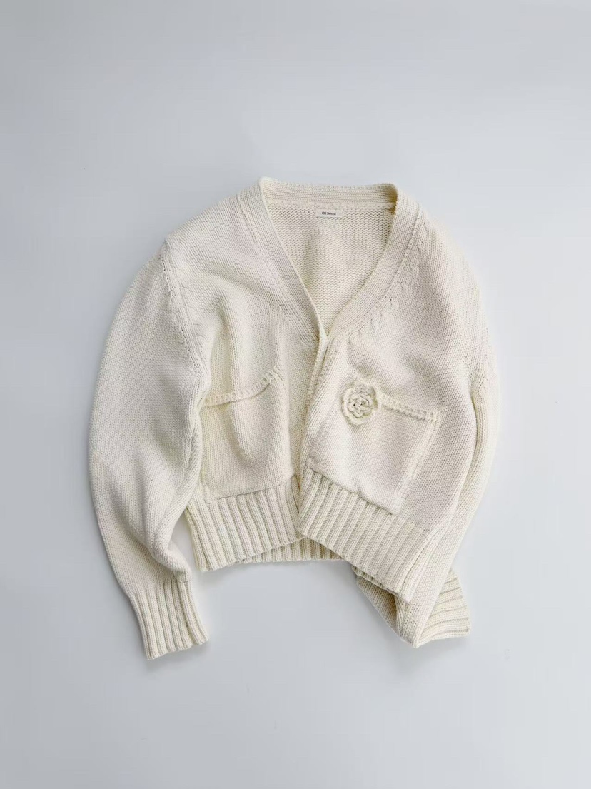 OLI SEOUL韓國代購女裝新品人氣熱賣職業推薦針織衫花朵OLI SEOUL針織衫圖色2