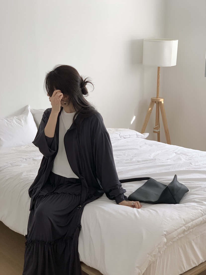 PLANTS ON GRAY韓國代購女裝新款人氣夾克連帽拉鏈衫寬松PLANTS ON GRAY夾克