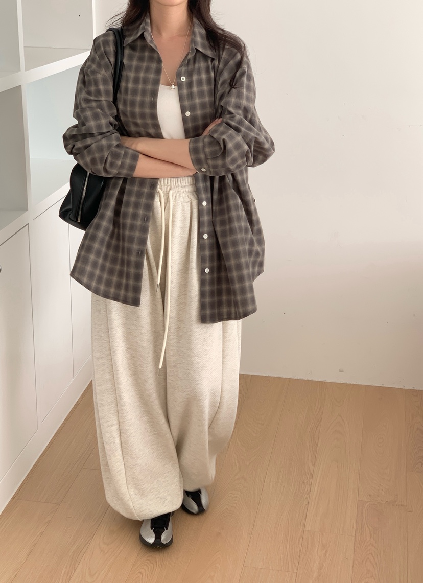 PLANTS ON GRAY韓國直郵女裝新品真品推薦襯衫蕾絲衫格子PLANTS ON GRAY襯衫/蕾絲衫