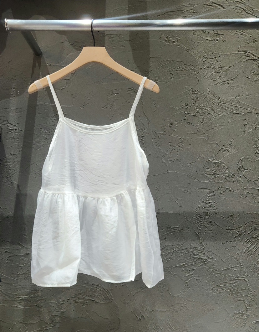 BLACK RIBBON-A東大門代購女裝新品26春夏時尚吊帶背心BLACK RIBBON-A吊帶/背心圖色1