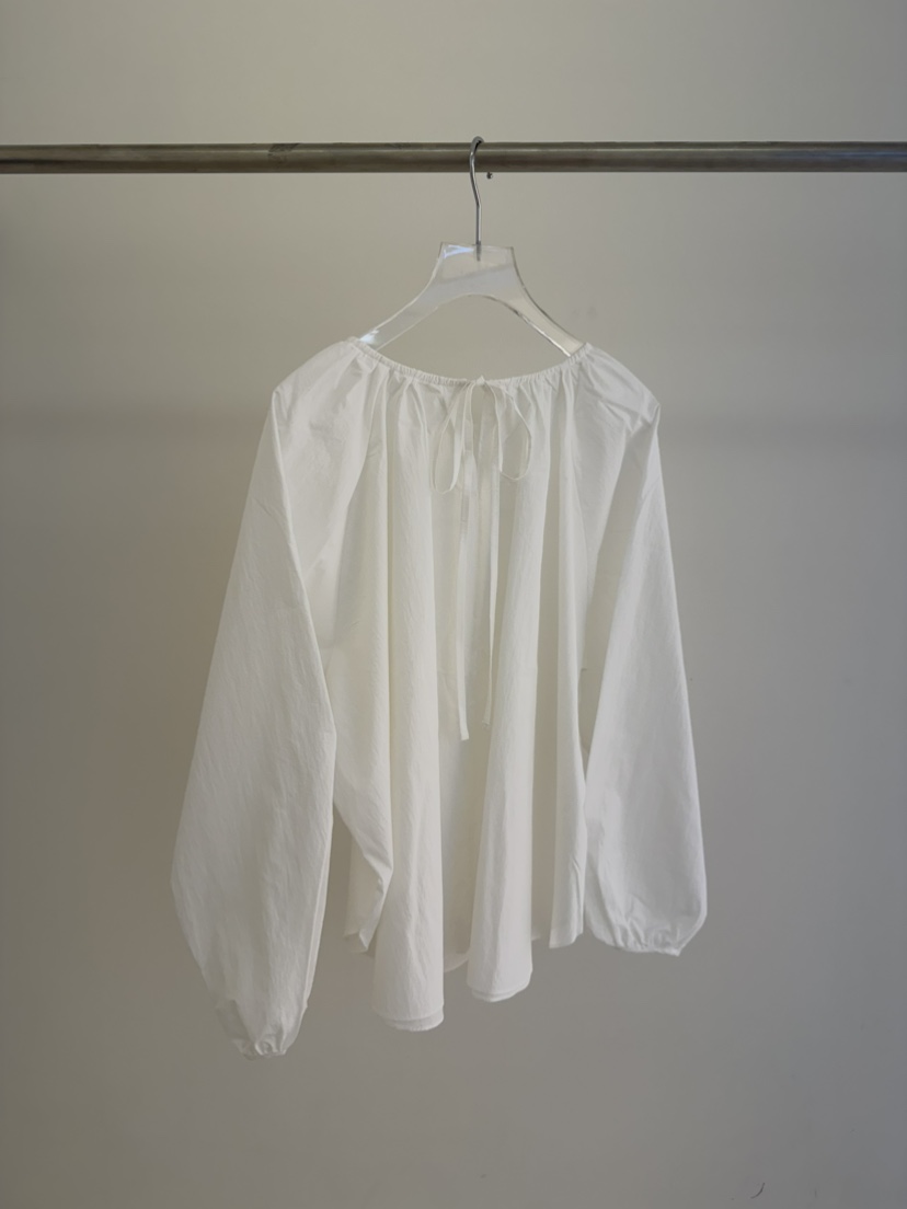 PLANTS ON GRAY韓國代購女裝新款26春夏時尚襯衫蕾絲衫PLANTS ON GRAY襯衫/蕾絲衫