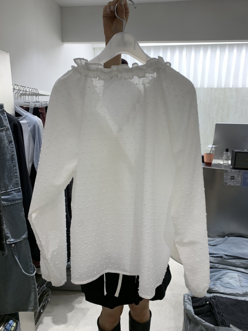 EYEL韓國直郵女士新款職業推薦時尚26春夏襯衫蕾絲衫荷葉邊EYEL襯衫/蕾絲衫