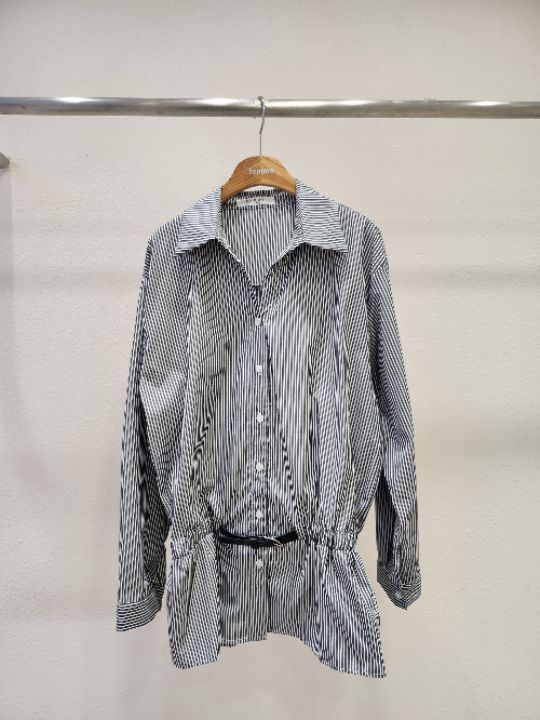 FEMME韓國直郵女裝新品26春夏襯衫蕾絲衫不含配飾腰帶條紋FEMME襯衫/蕾絲衫