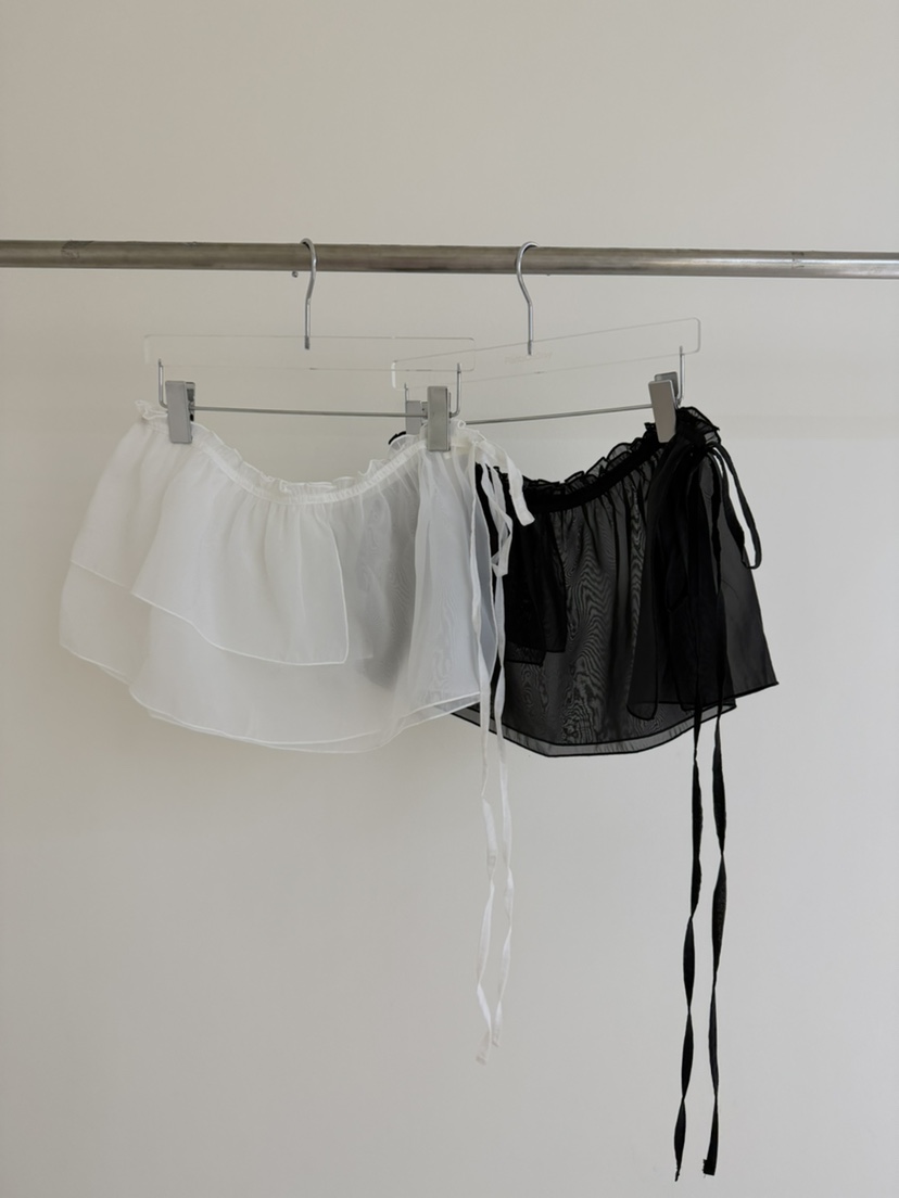 PLANTS ON GRAY韓國代購女士新款26春夏人氣短裙歐根紗PLANTS ON GRAY短裙圖色2左二色