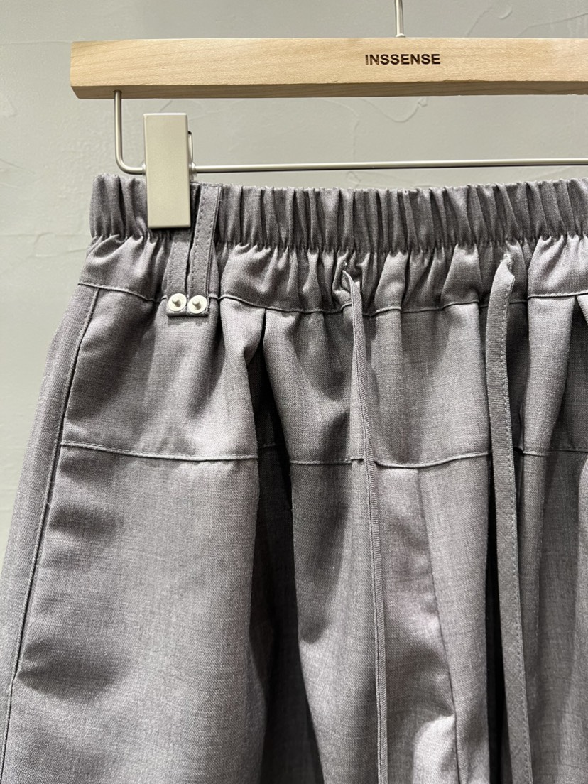 INSSENSE-A韓國代購女裝新品時尚26春夏真品人氣熱賣短褲INSSENSE-A短褲