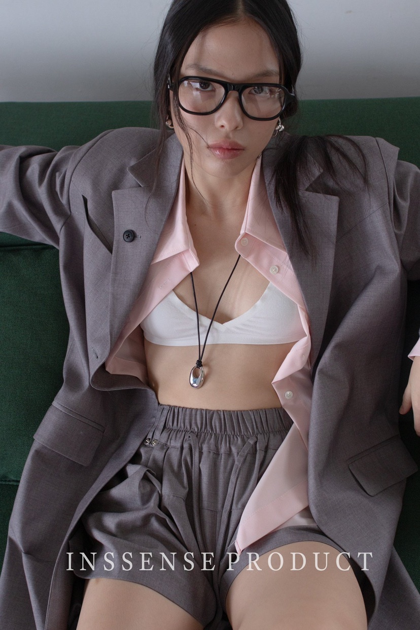 INSSENSE-A韓國代購女裝新品時尚26春夏真品人氣熱賣短褲INSSENSE-A短褲