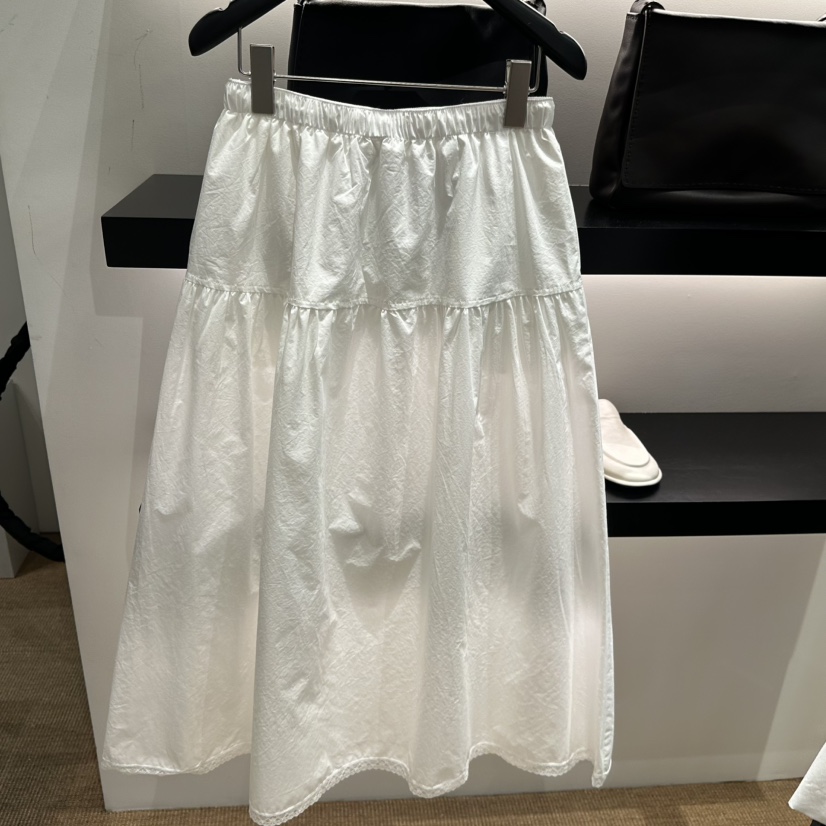 FEBRUARY 11東大門直郵女士新款推薦真品職業半身裙中短裙FEBRUARY 11半身裙/中短裙