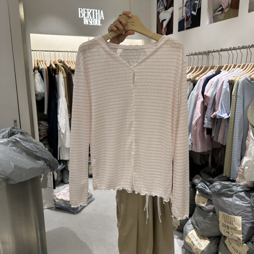 BERTHA韓國代購女裝新款真品職業26春夏推薦休閑人氣長袖T恤BERTHA長袖T恤圖色1