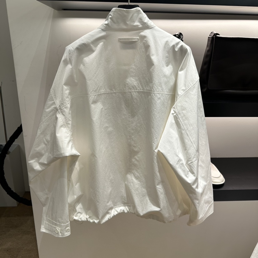 FEBRUARY 11韓國直郵女士新品時尚人氣熱賣真品夾克高領FEBRUARY 11夾克