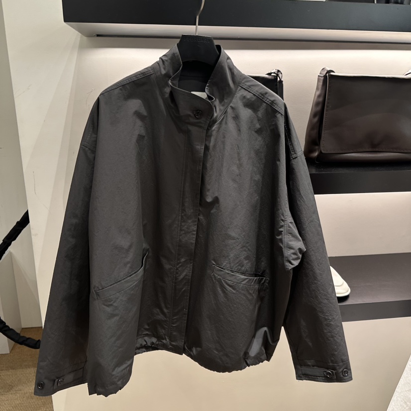 FEBRUARY 11韓國直郵女士新品時尚人氣熱賣真品夾克高領FEBRUARY 11夾克圖色2