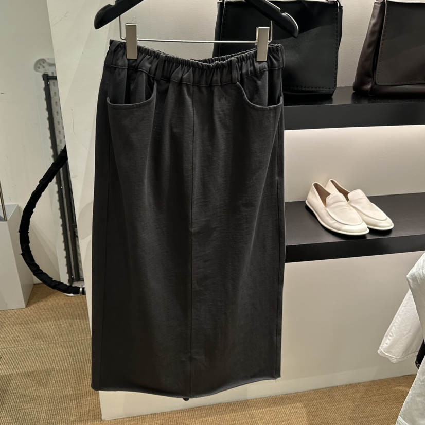 FEBRUARY 11東大門直郵女士新品熱賣推薦26春夏真品長裙FEBRUARY 11長裙圖色2墨色